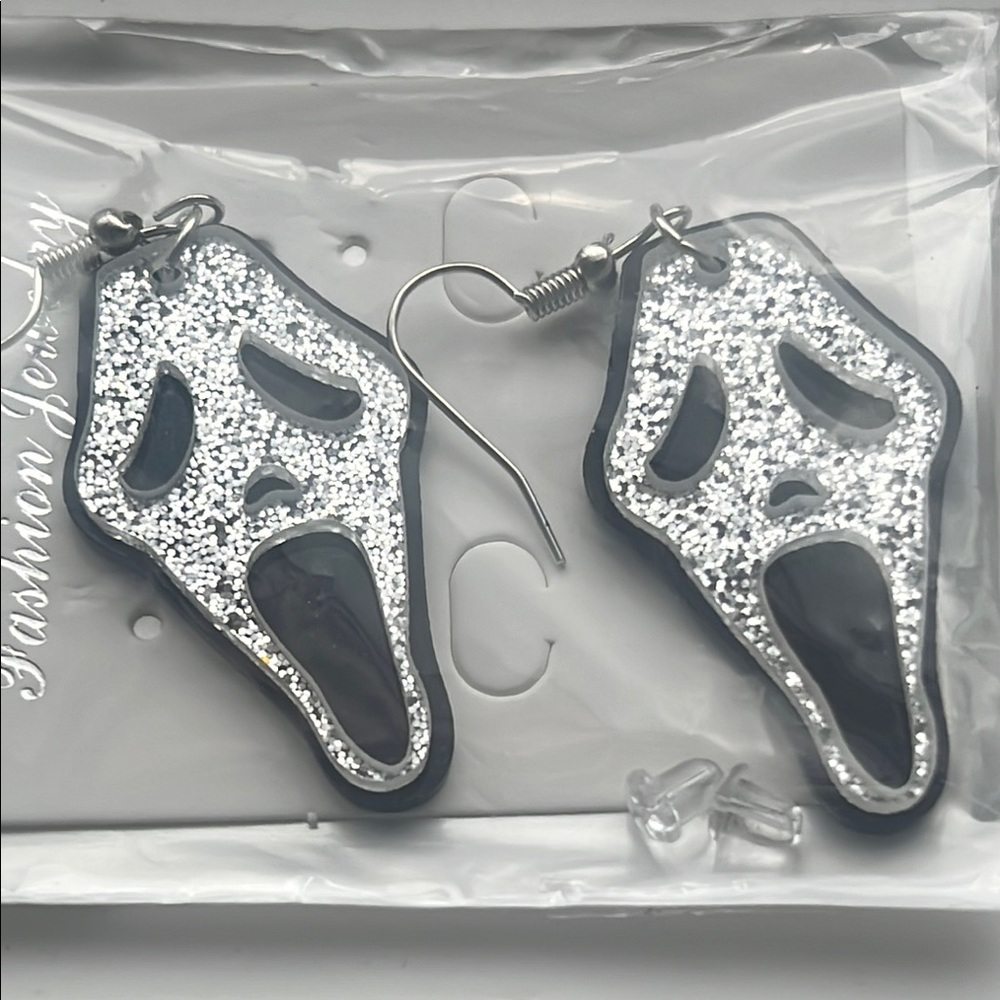 💥3/10 Sale - Ghostface Silver and Black Earrings